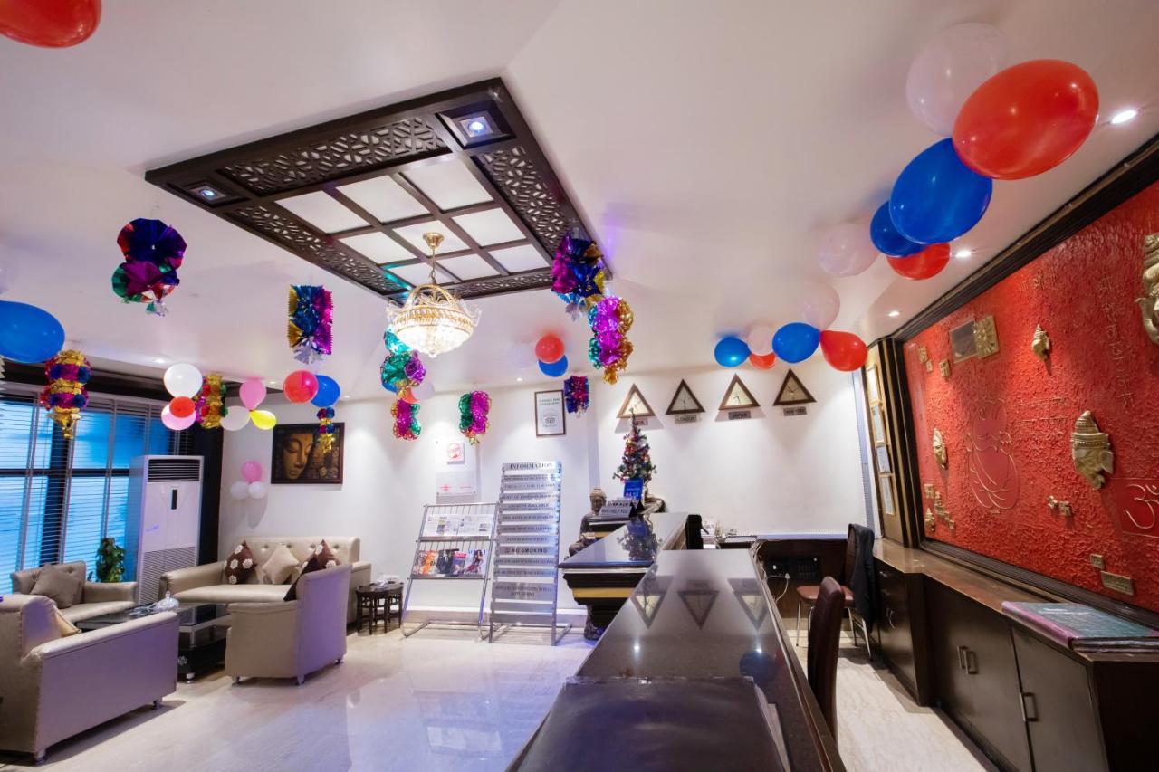 Hotel Surya International Delhi  Dış mekan fotoğraf