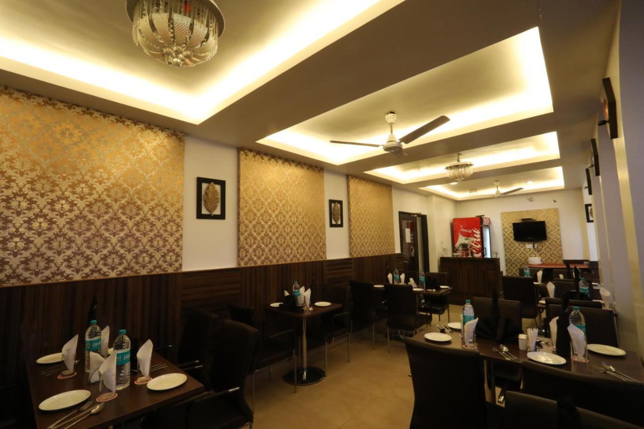 Hotel Surya International Delhi  Dış mekan fotoğraf